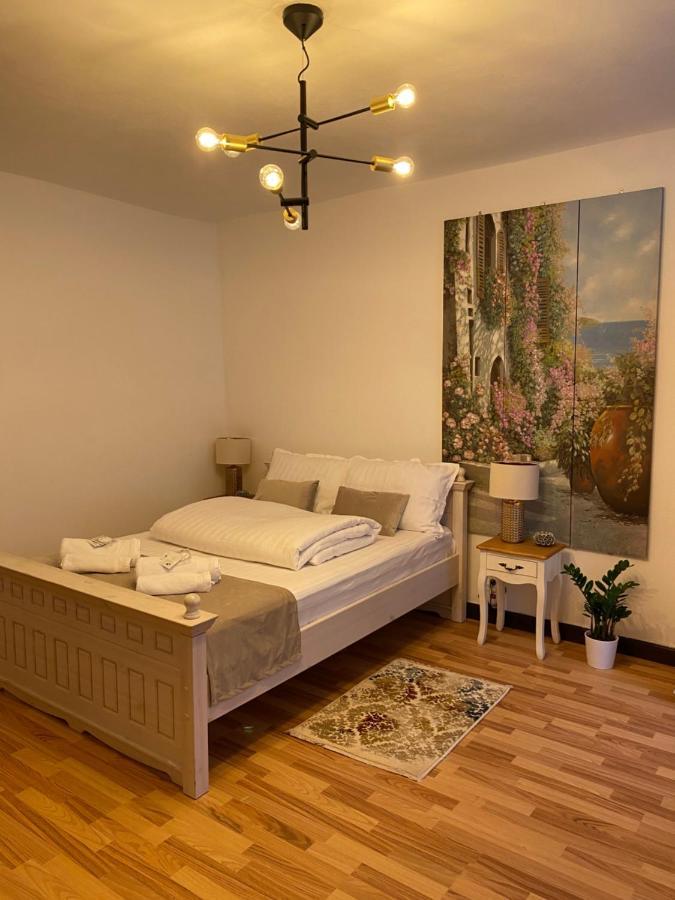 סיביו Charming Apartament מראה חיצוני תמונה
