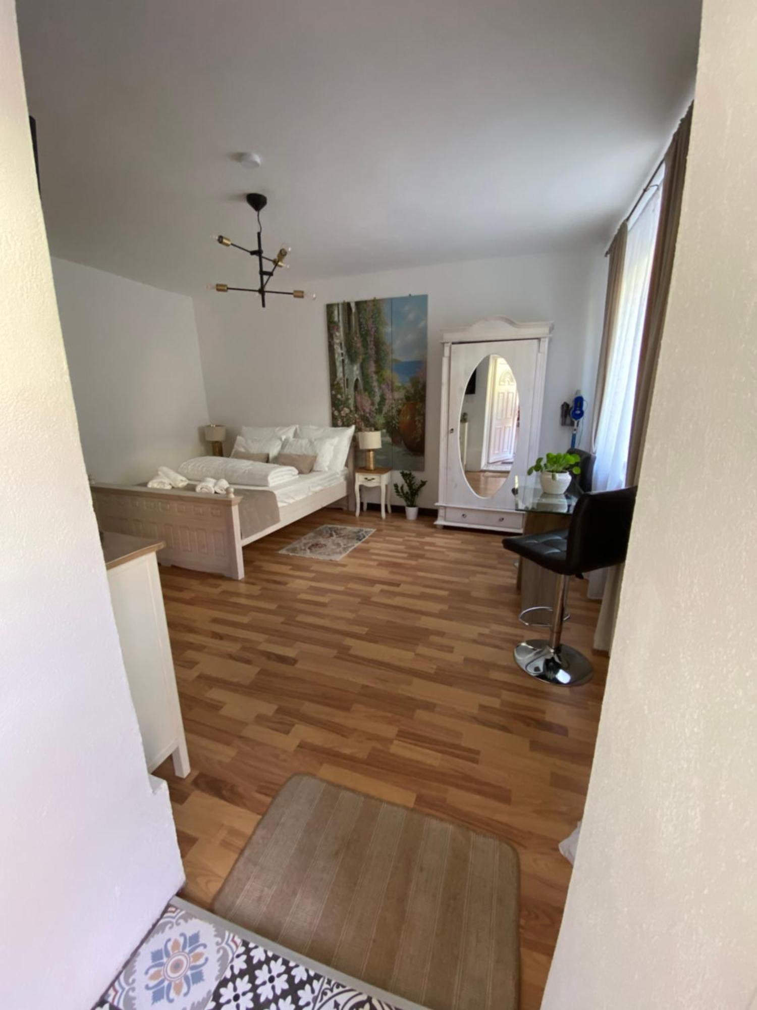 סיביו Charming Apartament מראה חיצוני תמונה